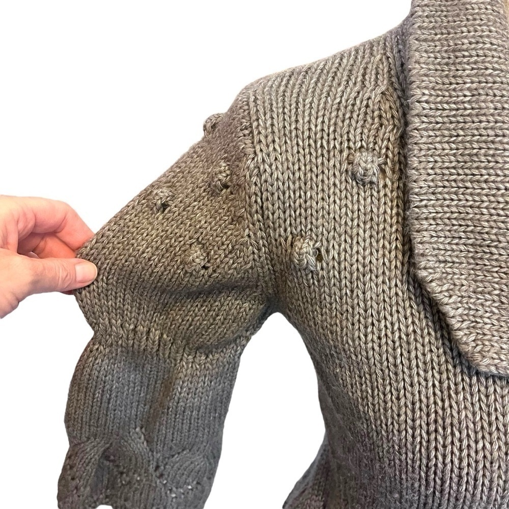 Bianco & Blue Wool Blend Tailored Lace and Bobble Chunky Cardigan in Grey - Picture 5 of 16